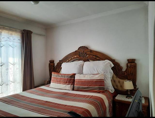 2 BEDROOM HOUSE FOR SALE IN PALM SPRINGS